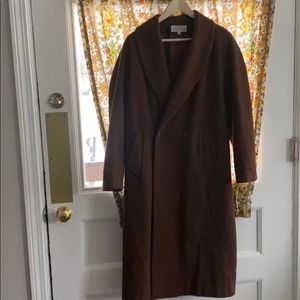 Luxurious vintage long coat, brown buttons petite